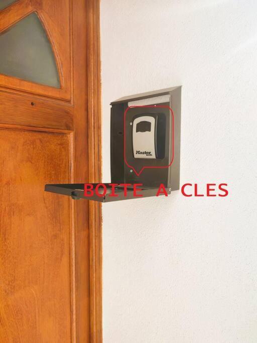 Ferienwohnung Ღurban Cocon Parking Centre Historique Manosque Exterior foto